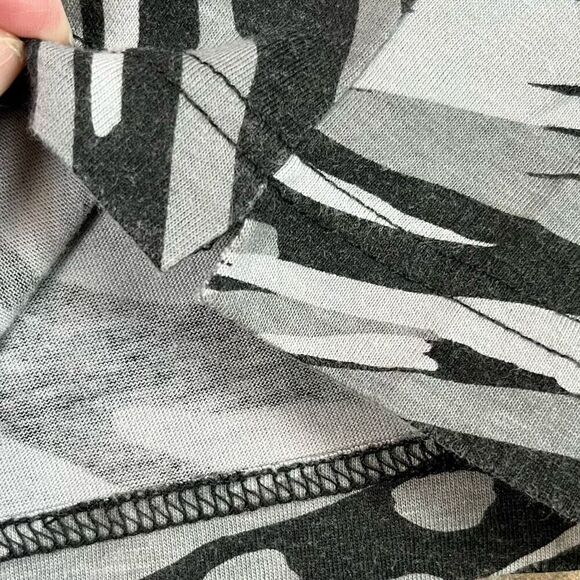 Jordan Tatum Zoo Black White Tee Shirt Large 12-13 - Picture 11 of 11